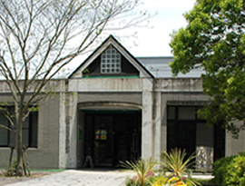 掖谷公園テニススクール